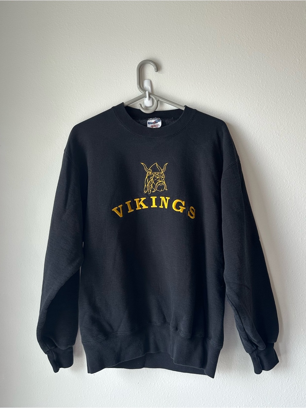 Vintage 90s Jerzees // Minnesota Vikings Crewneck Sweatshirt Black Gold - Size M